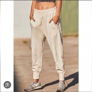 Free people June bug jogger